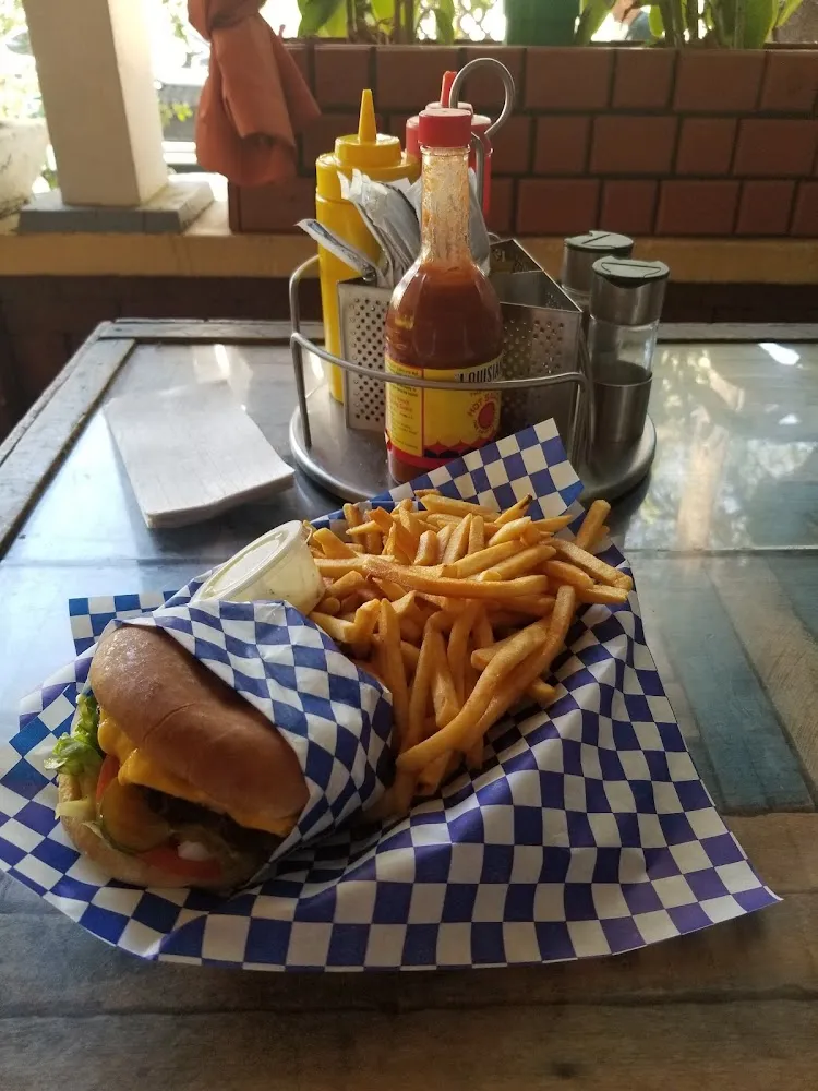 Cheeseburger and Fries